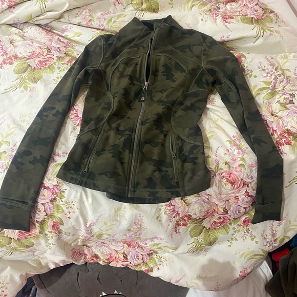 Lululemon camo zip up Clearance